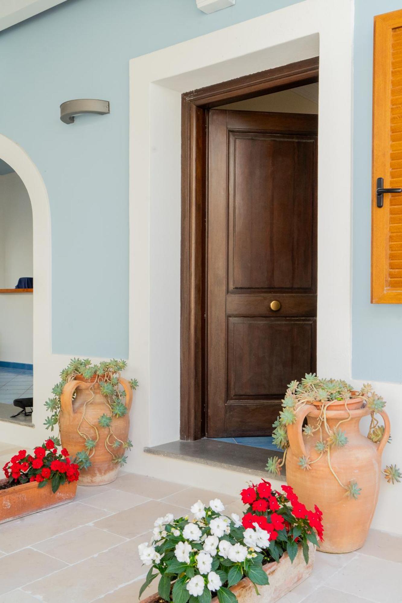 Villa Acacia Понца Екстериор снимка