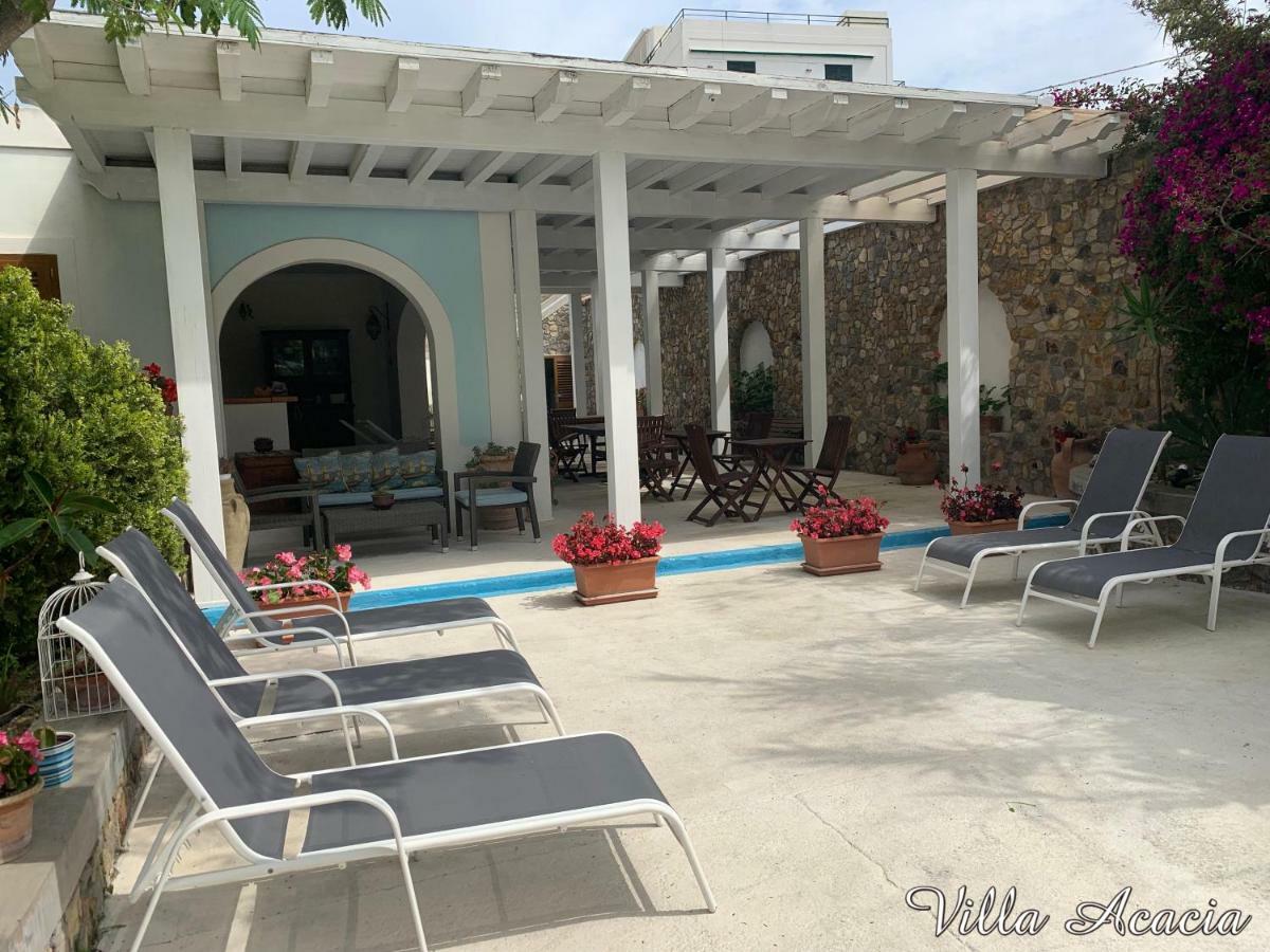 Villa Acacia Понца Екстериор снимка
